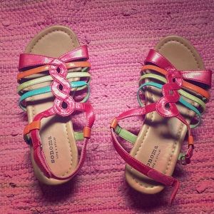 Girls rainbow sandals, adjustable strap